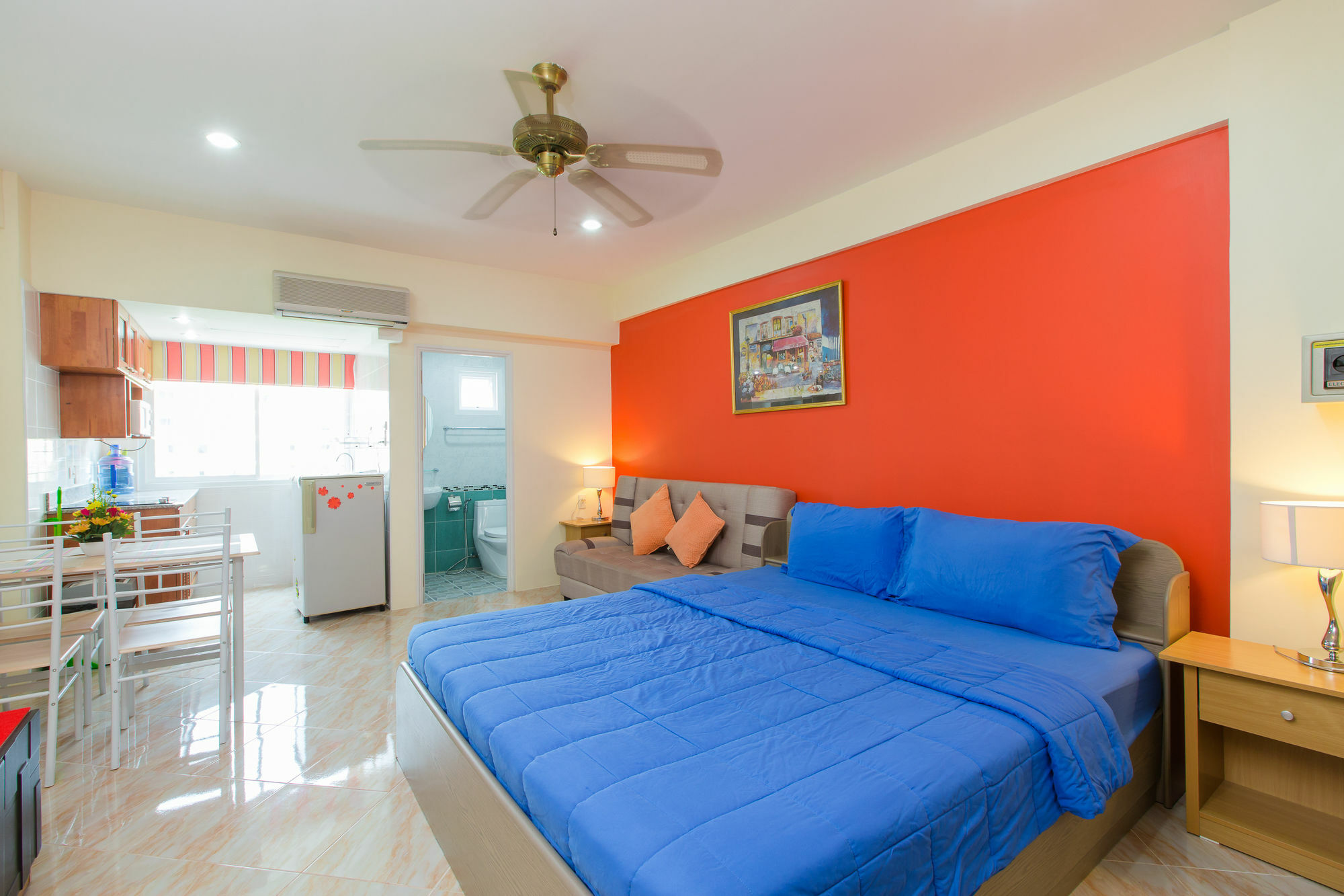 Patong Studio Apartments And Dormitory Exterior foto